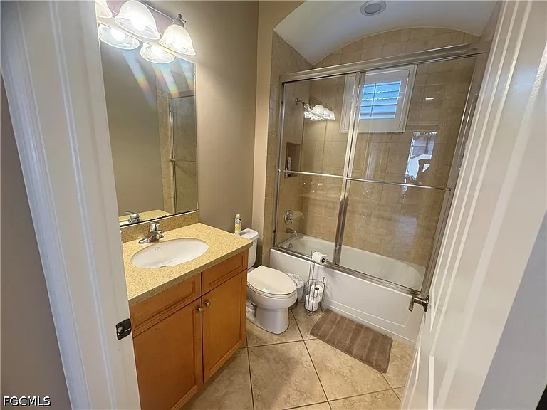 11848 Rosalinda Ct — Photo 22