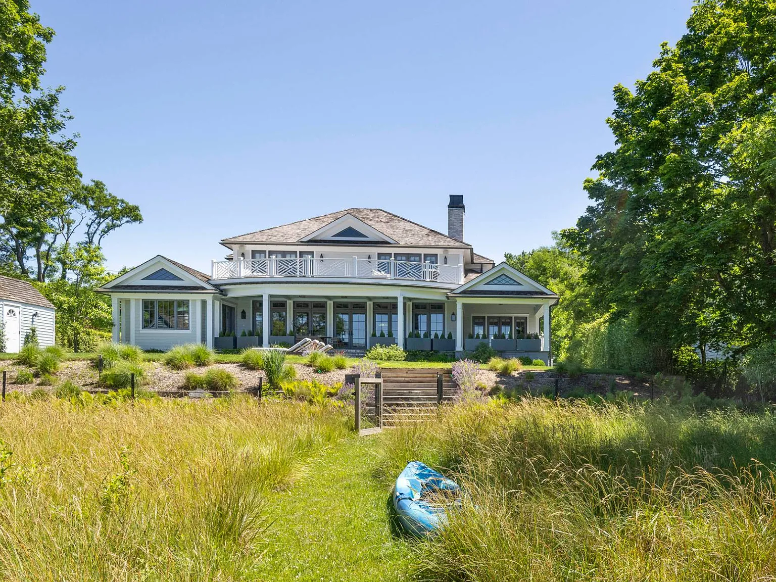 Western-Facing Sag Harbor Village Waterfront — Photo 2