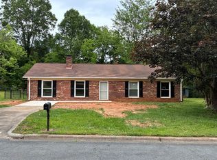 133 Westover St, Elon, NC 27244
