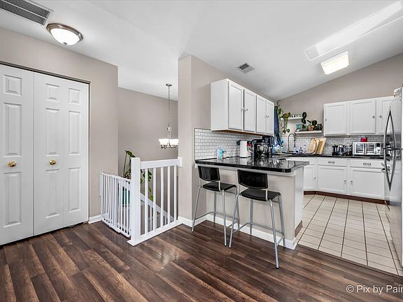 3rd image of 1149 Harbor Ct #1149
