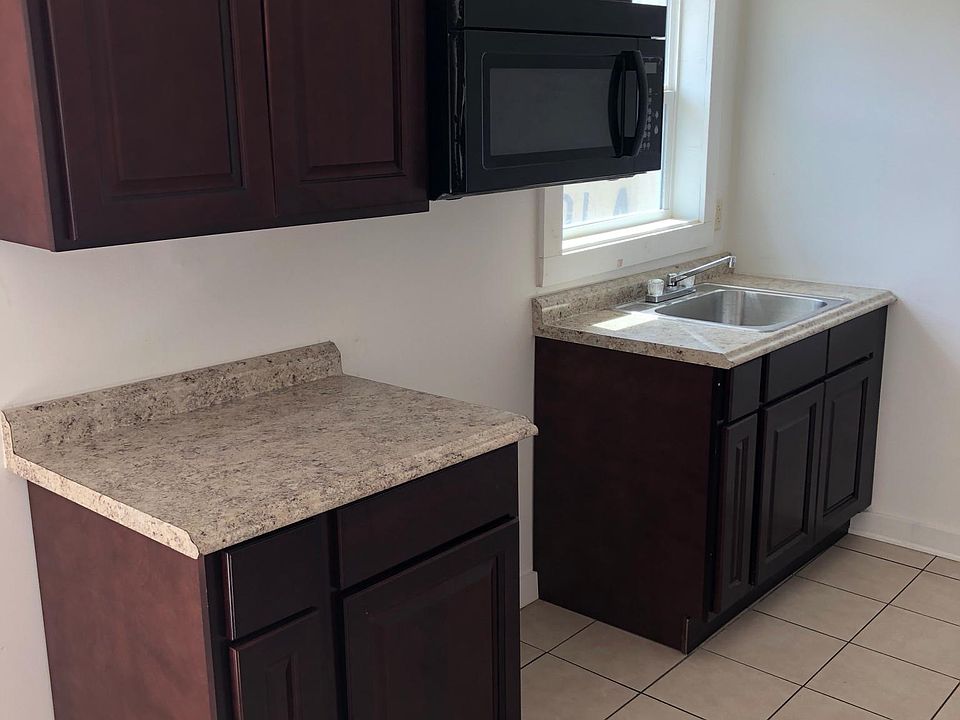 1st image of 1516 Estalote Ave