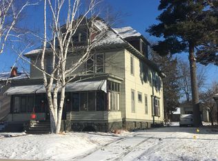 215 11th St S, La Crosse, WI 54601