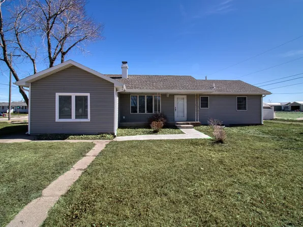 153 S 14th Ave, Columbus, NE 68601