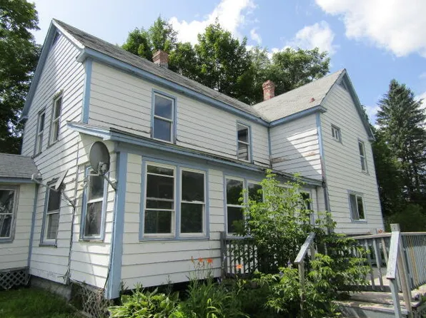 15 Green Street, Houlton, ME 04730