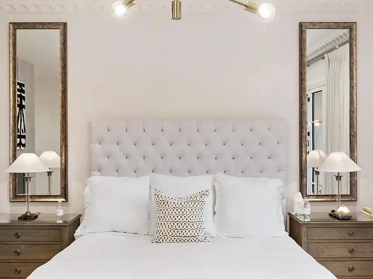 Sleep soundly in this King size bed.