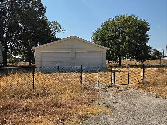 3rd image of 2636 Gadberry St