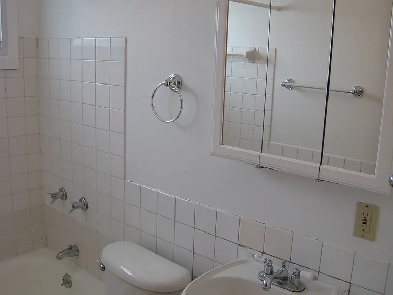 Stevens Square Apartments — Photo 249