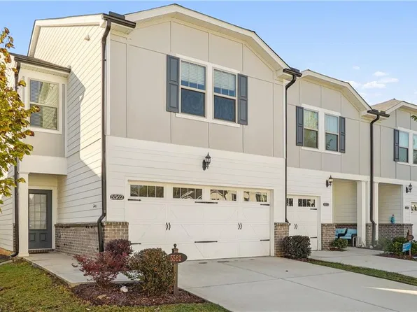 5562 Plain Field Ln, Lilburn, GA 30047