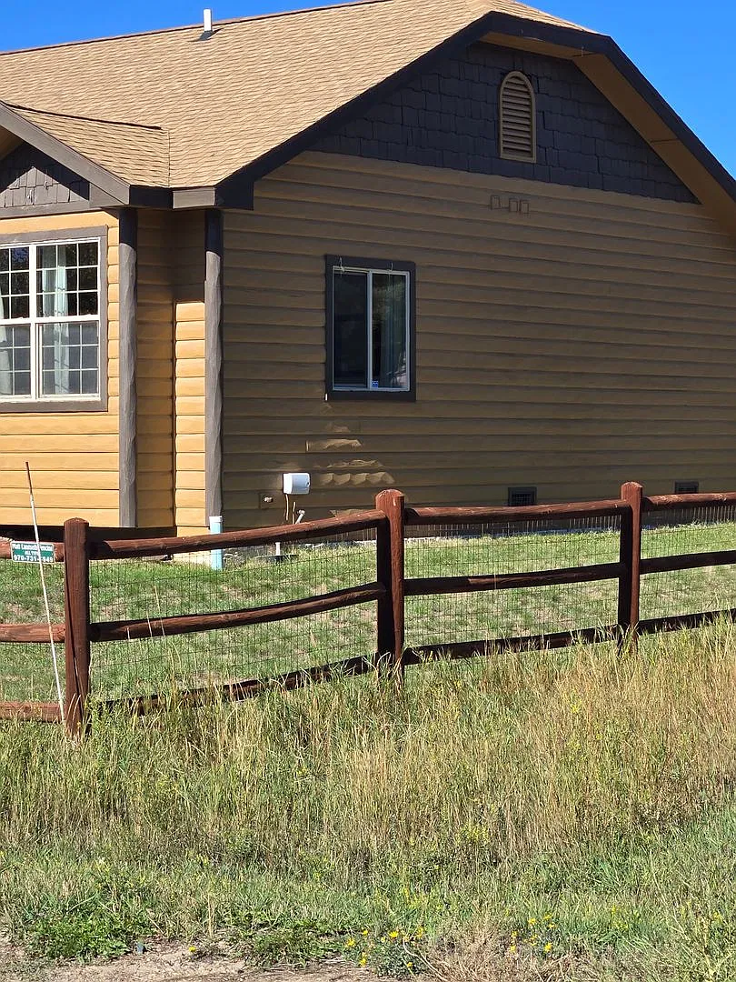 Home on Woodsman — Photo 4