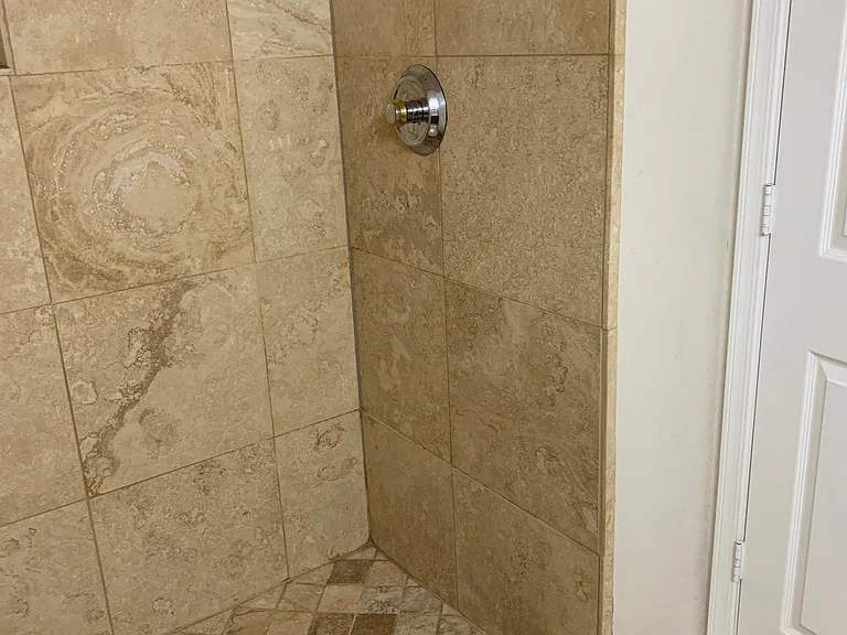 154 W 5th St #201 — Photo 34