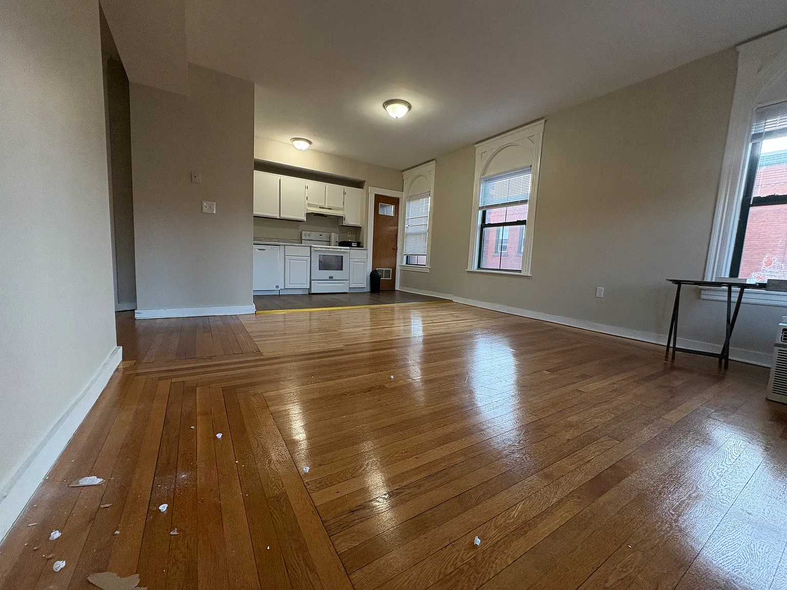 2 bed, $1,550 — Photo 2