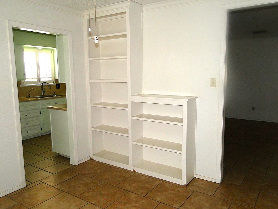 1st image of 5216 Brazos Ave