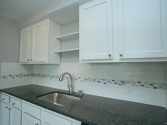4th image of 34 Forestal Dr