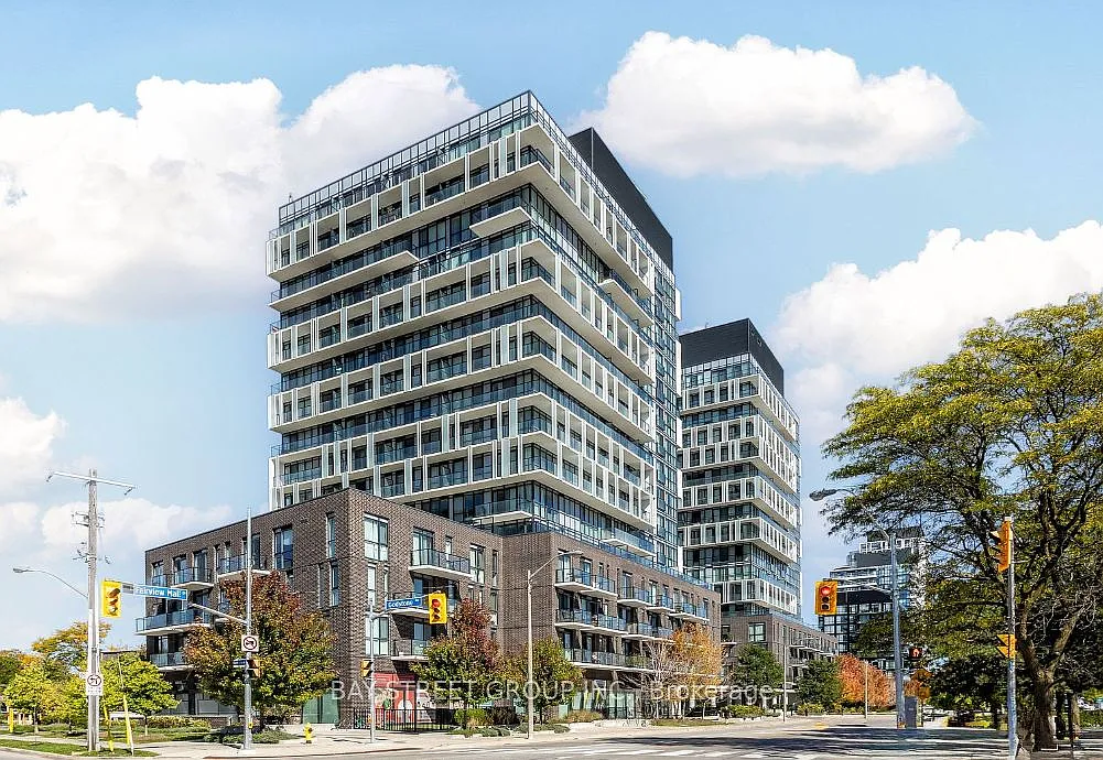 Building Photo - 128 Fairview Mall Dr #205