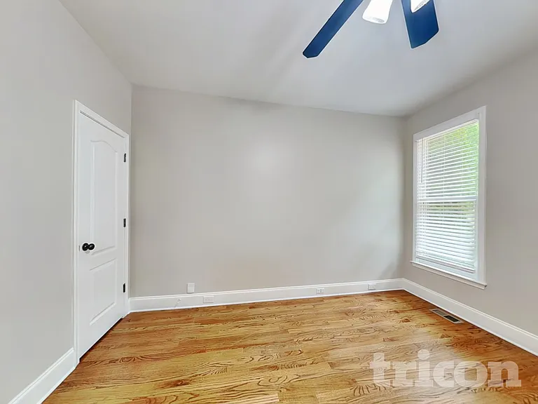 5840 Cool Springs Dr — Photo 11
