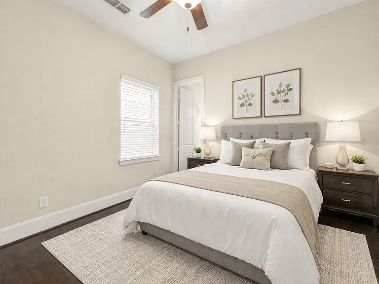 734 N Shepherd Dr — Photo 30