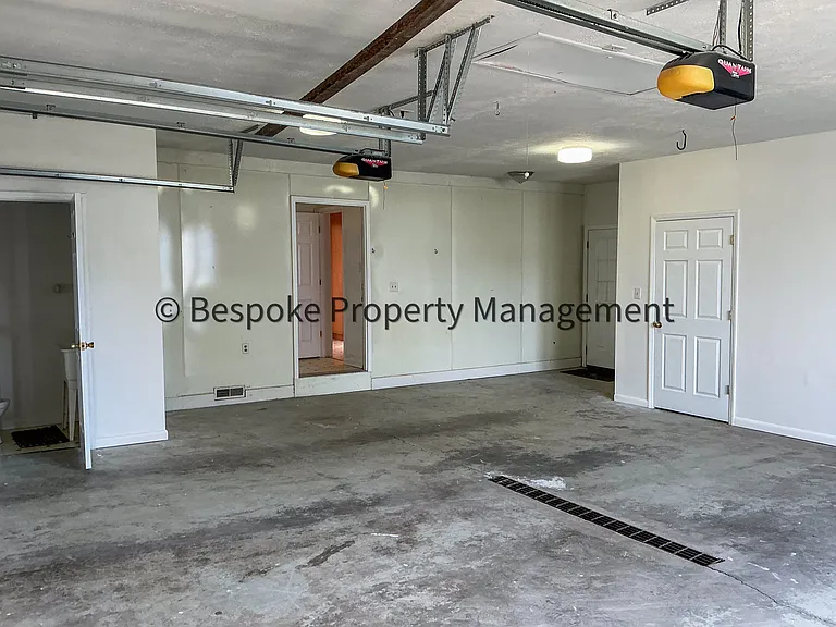 115 Woodmont Way — Photo 24