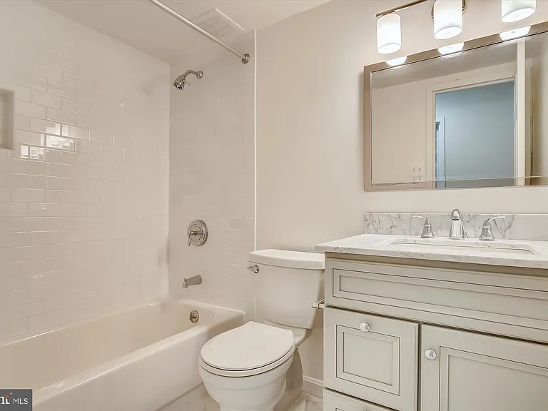 6800 Fleetwood Rd #1004 — Photo 18