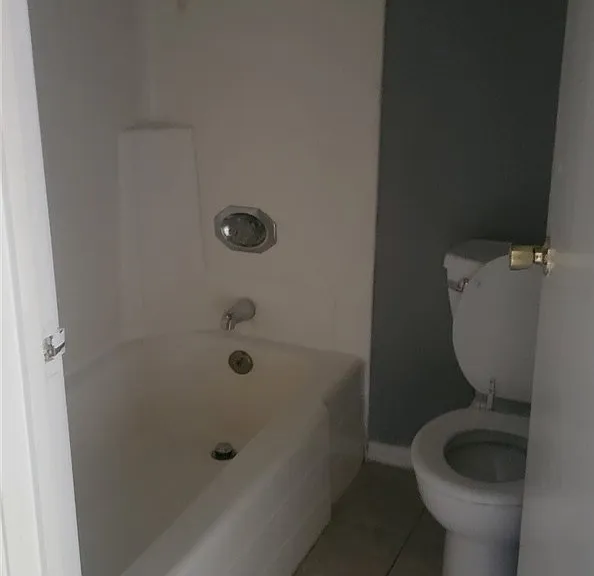 5156 Golden Ln #D — Photo 13