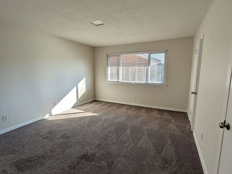 2356 Champion Ct — Photo 8