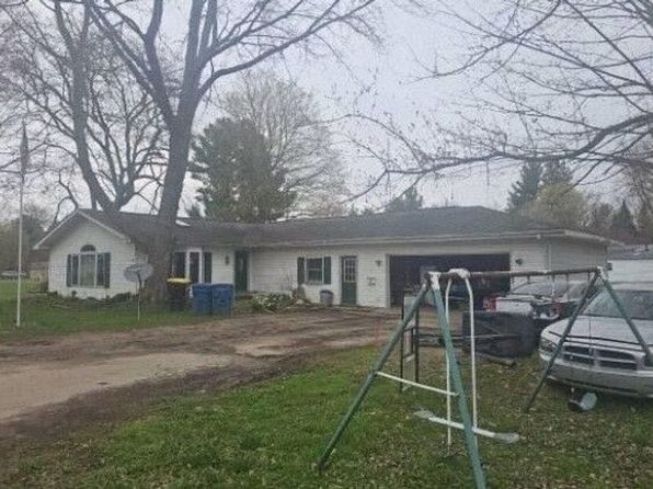109 Prospect St, Bangor, MI 49013