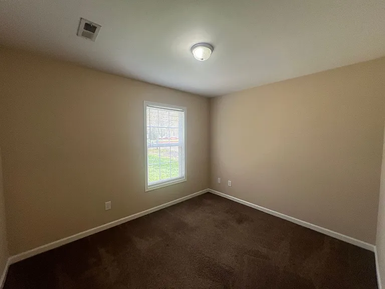712 E Catawba St #B — Photo 12