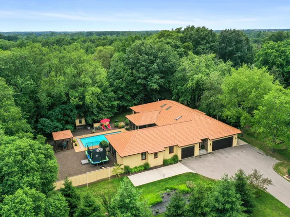 8900 Adams St, Zeeland, MI 49464