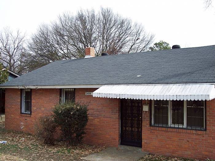 4 to 5 Bedroom All Brick