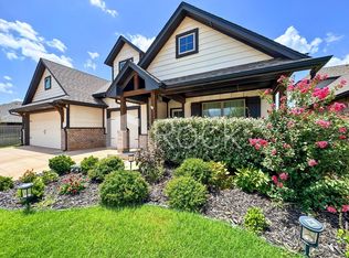 19113 Grove Pkwy, Edmond, OK 73012