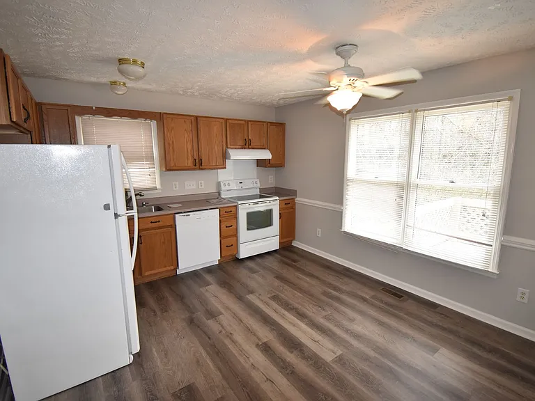 6313 Applewhite Rd — Photo 6