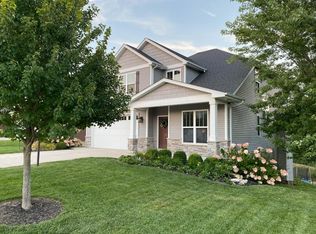 127 Ridgeview Dr, Valparaiso, IN 46385