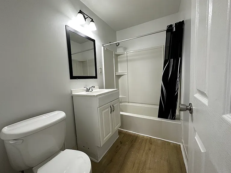 5530 Halwis St — Photo 7