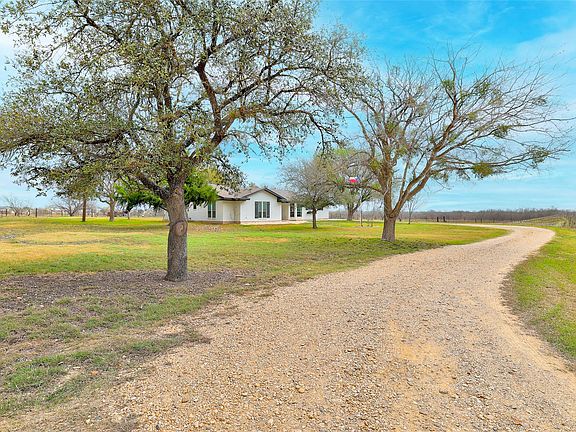 3rd image of 16117 Bobby Rd