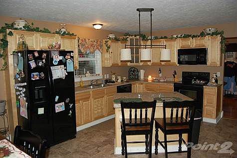 Kitchen/Dining