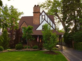 3310 Lansmere Rd, Shaker Heights, OH 44122