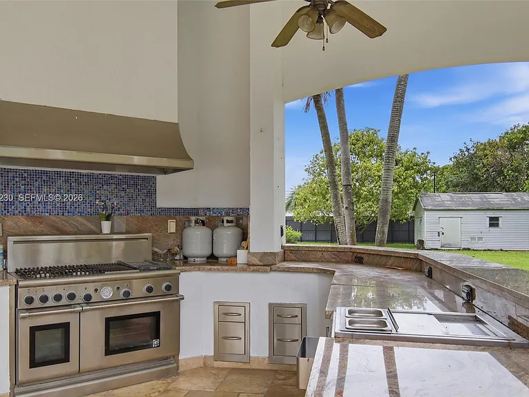 6200 SW 97th Ave — Photo 43