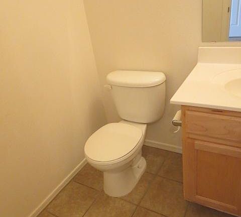5th image of 5595 E Haven Ave