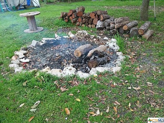 5th image of 1124 Doree Dr