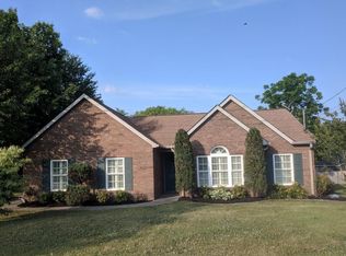 915 Galileo Dr, Knoxville, TN 37918