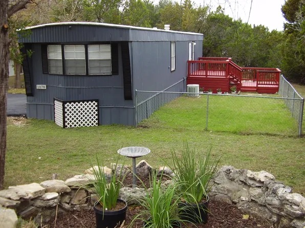 1078 Cypress Dr, Canyon Lake, TX 78133