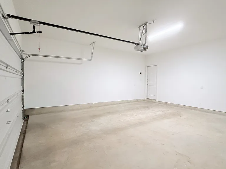 10838 Emerick St — Photo 19