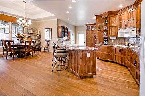 4th image of 20351 Fullerton Dr