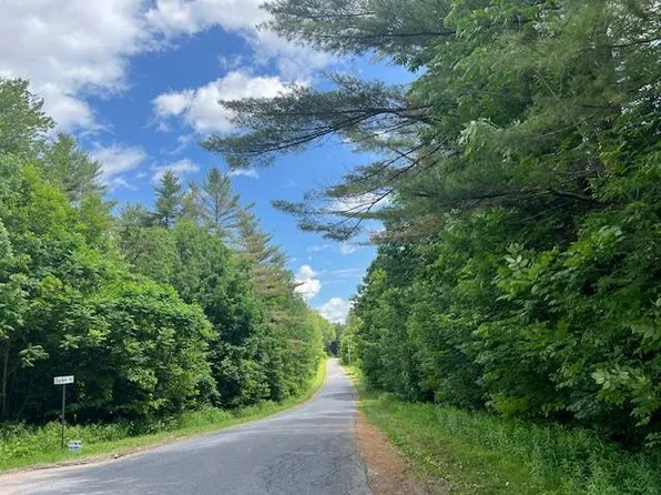 2070 North Rd, Dolgeville, NY 13329