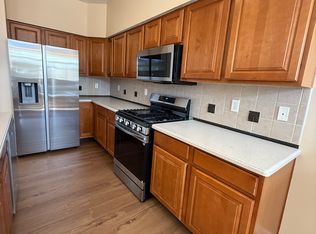 6818 Terrace View Ln, Cleveland, OH 44134