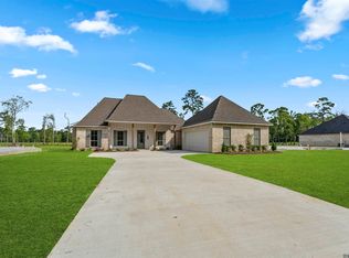 9085 Hillon Hood Rd, Denham Springs, LA 70726
