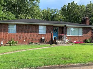 100 South St, Louisa, KY 41230