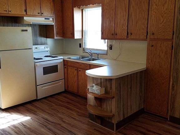 2nd image of 3 S Carlisle St APT 2