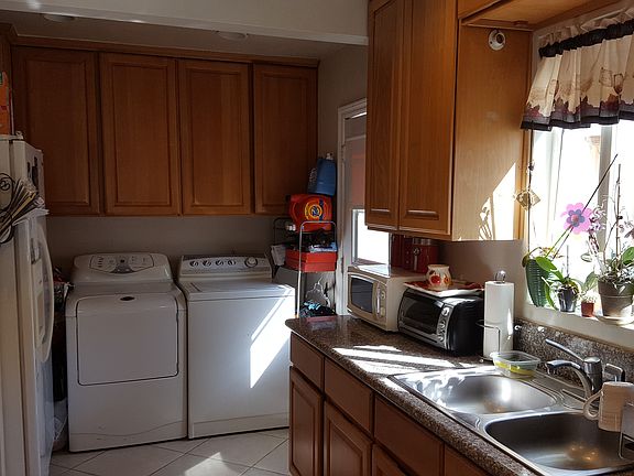 4th image of 21047 Covello St