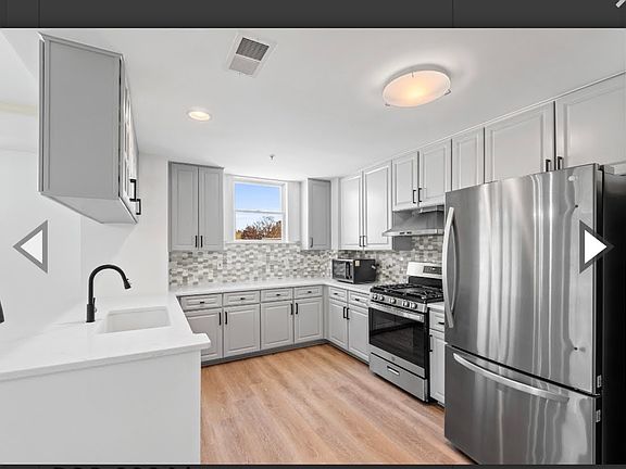 3rd image of 121 Meadowmont Village Cir #121