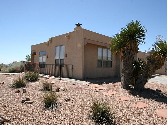 2nd image of 12601 Carmel Ct NE